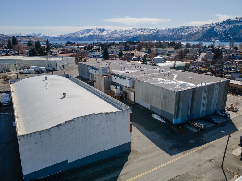 More Photos Of 135 Wapato Way, Manson Warehouse For Sale