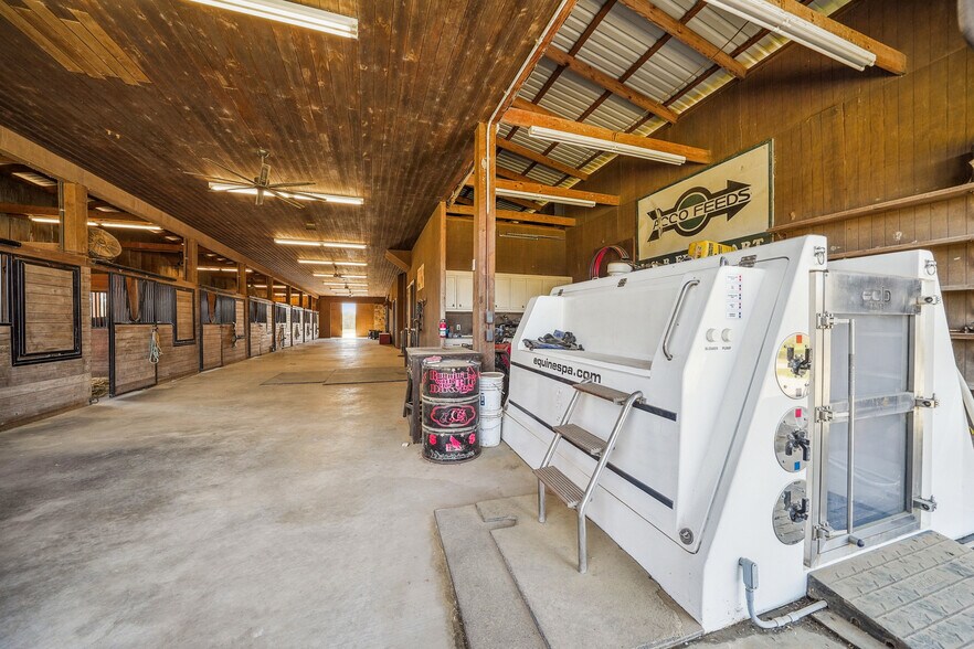 More Photos Of 460 Bishop Rd, Huntsville Land For Sale