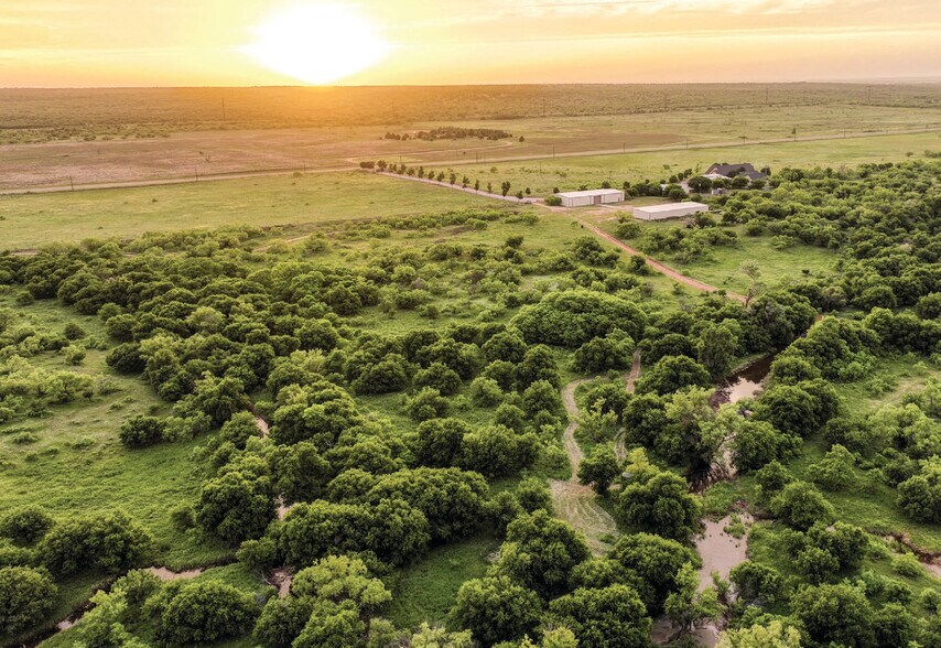 More Photos Of 1510 US Highway 83, Childress Land For Sale