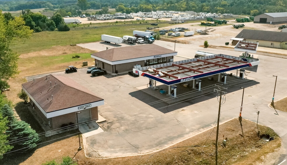 Primary Photo Of 1103 4th St S, Cannon Falls Truck Stop For Sale
