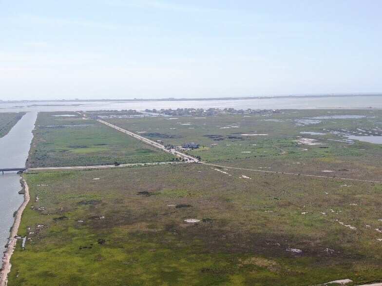 More Photos Of 0 South Redfish dr, Hitchcock Land For Sale