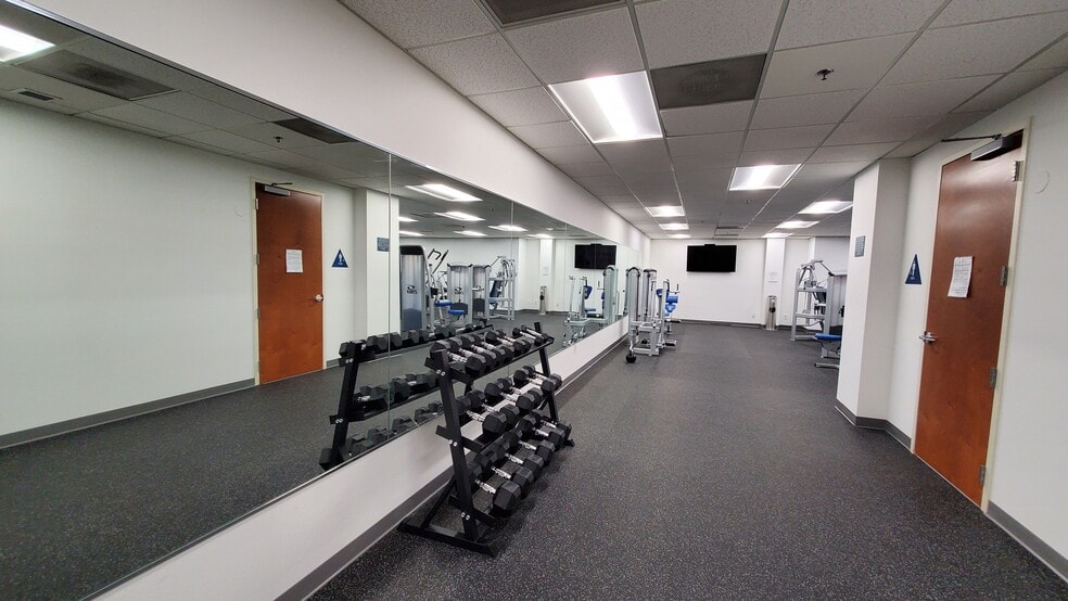 More Photos Of 3033 N 44th St, Phoenix Office For Lease