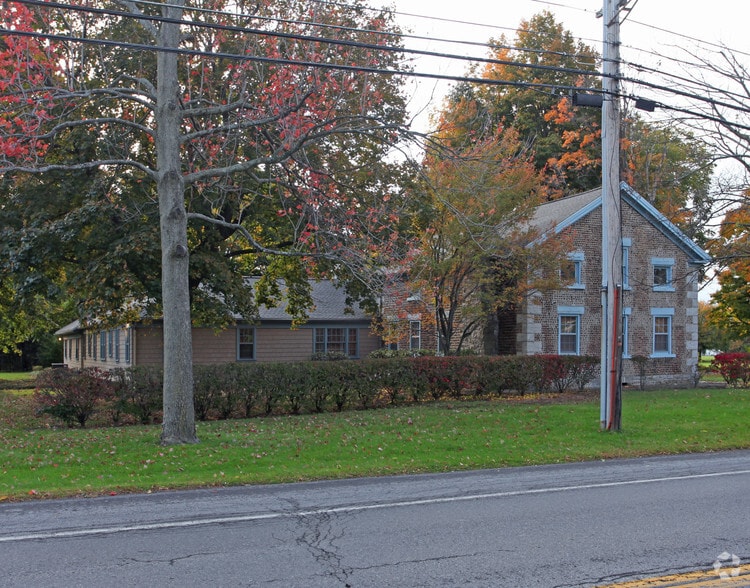 More Photos Of 6834 Buckley Rd, North Syracuse Office For Sale