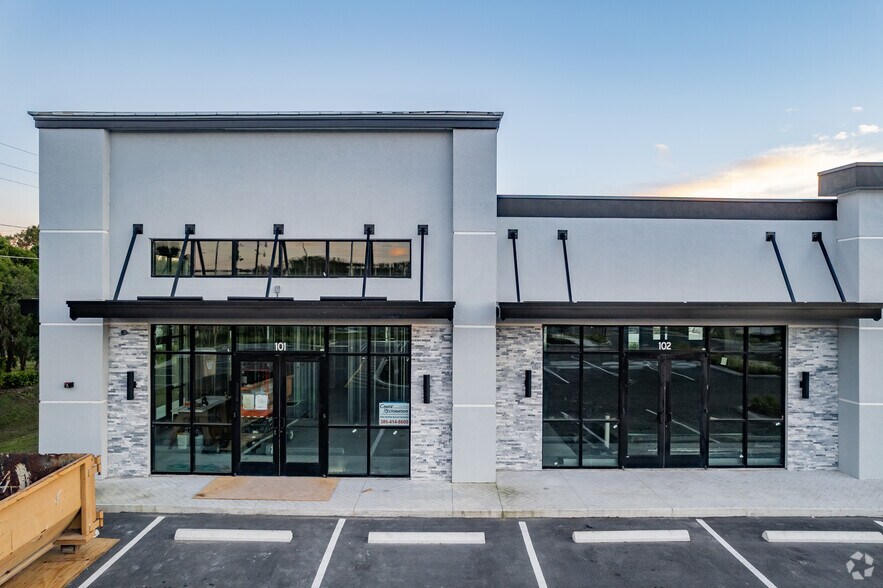 More Photos Of 18660 US Highway 441, Mount Dora General Retail For Lease