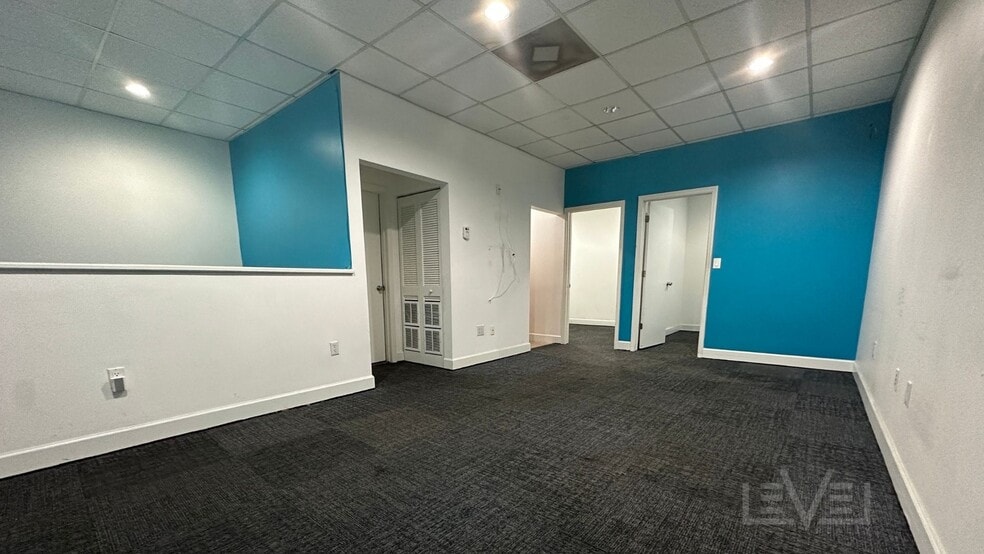 More Photos Of 20101-20161 NE 16th Pl, Miami Loft Creative Space For Sale