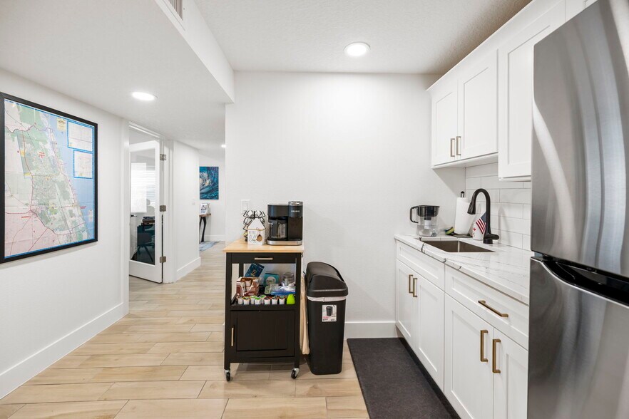 More Photos Of 701 N Ocean Shore Blvd, Flagler Beach Office Residential For Sale