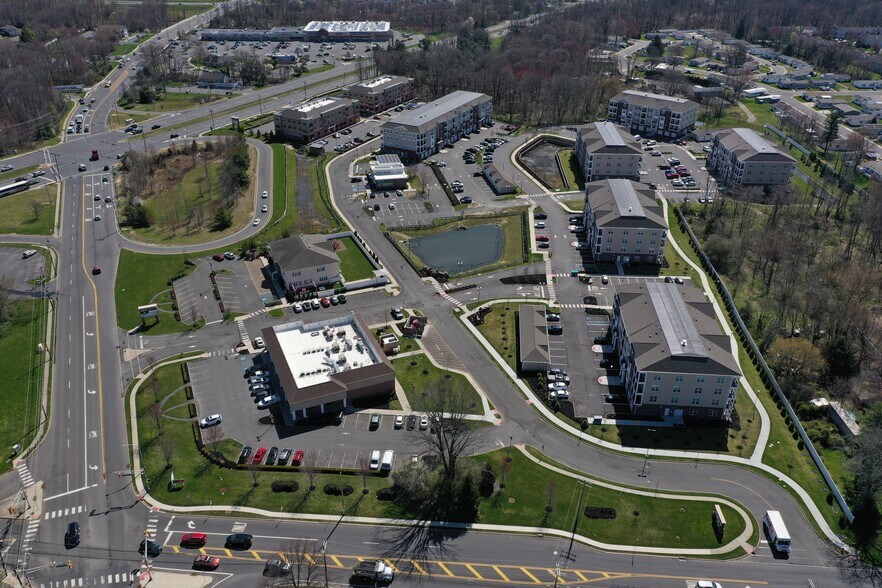 More Photos Of 3300 US Highway 9, Freehold Unknown For Lease