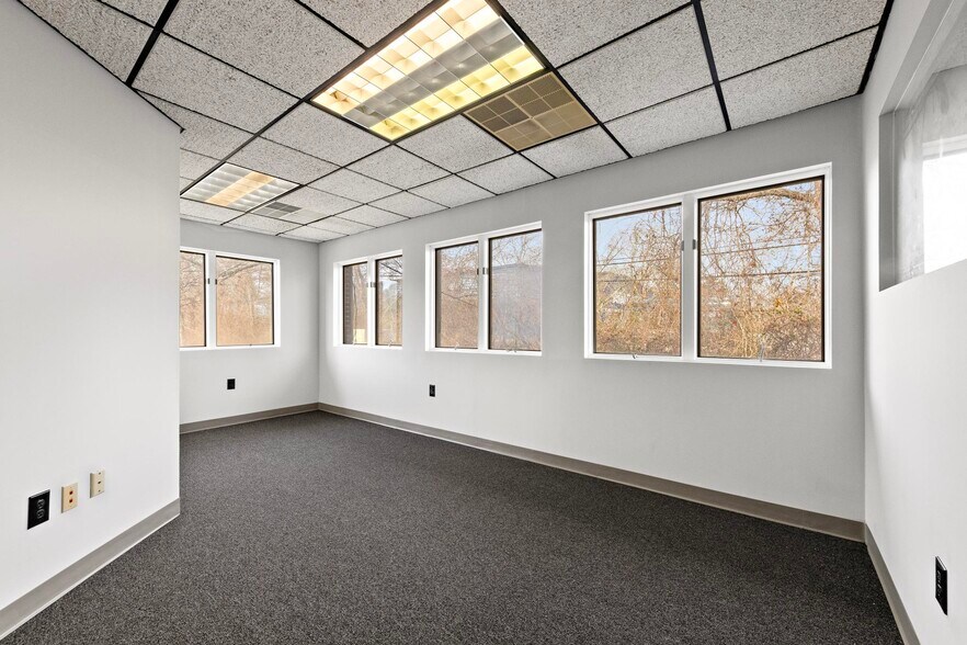More Photos Of 675 Route 72 E, Manahawkin Office For Lease