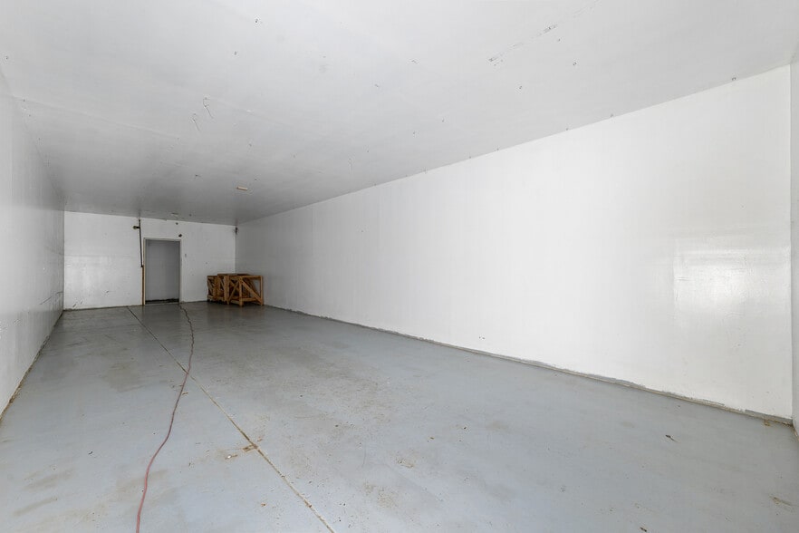 More Photos Of 57 Loomis St, San Francisco Warehouse For Lease
