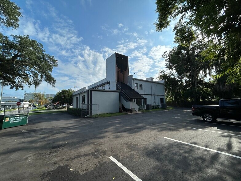 More Photos Of 118 SW Fort King St, Ocala Office For Lease