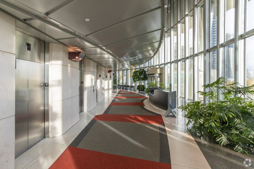 More Photos Of 111 Dunsmuir St, Vancouver Office For Lease