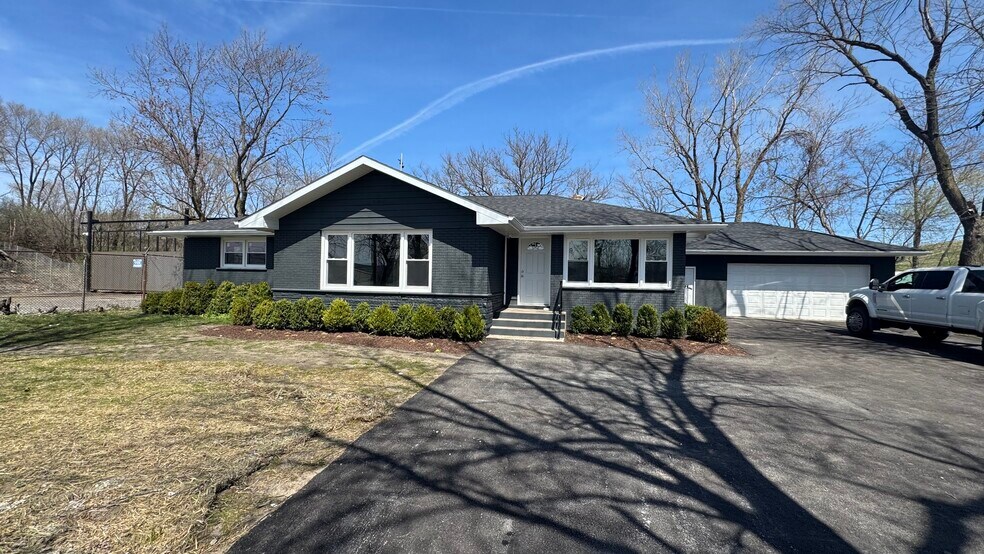 Primary Photo Of 956 E 138th St, Chicago Land For Lease