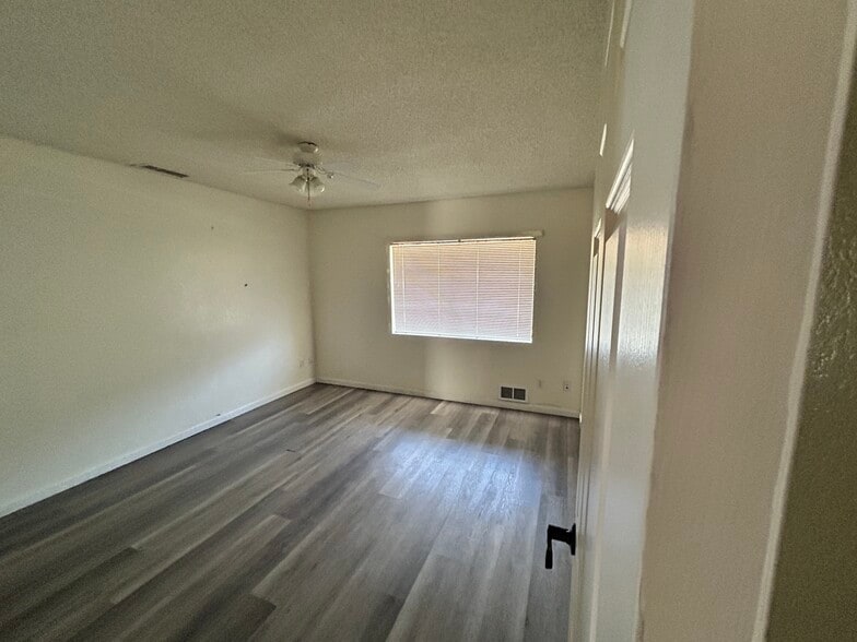 More Photos Of 3115 N Robert Rd, Prescott Valley Flex For Lease