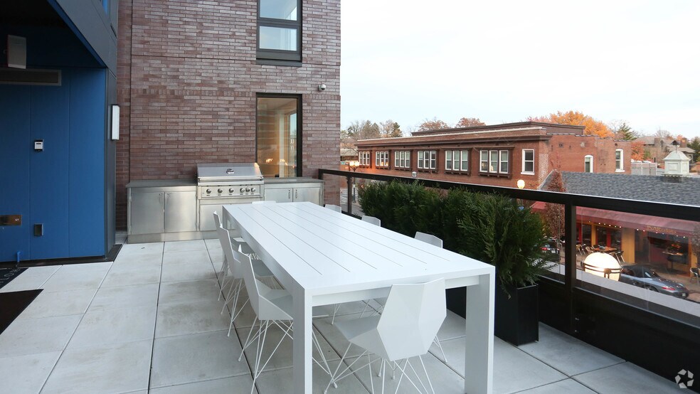 More Photos Of 25-45 N Central Ave, Clayton Apartments For Lease