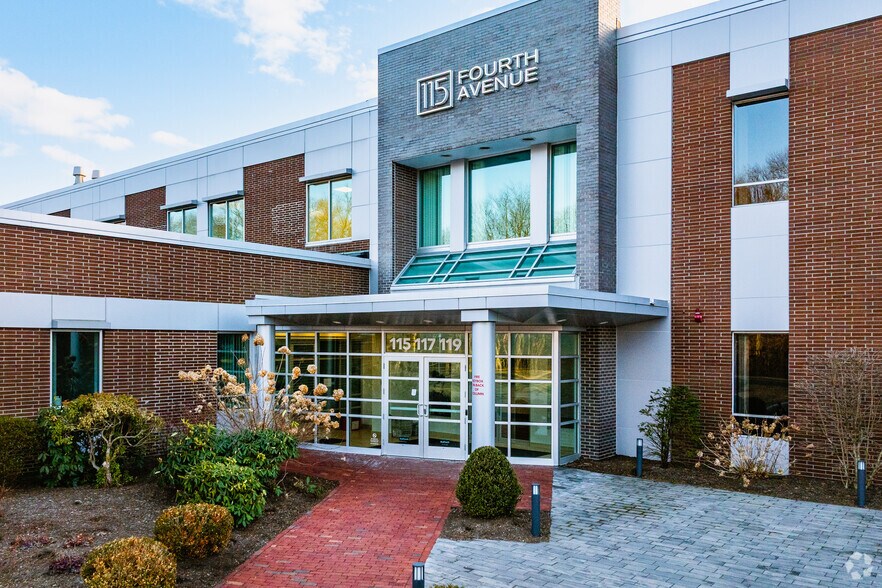 More Photos Of 115-119 4th Ave, Needham Office For Lease