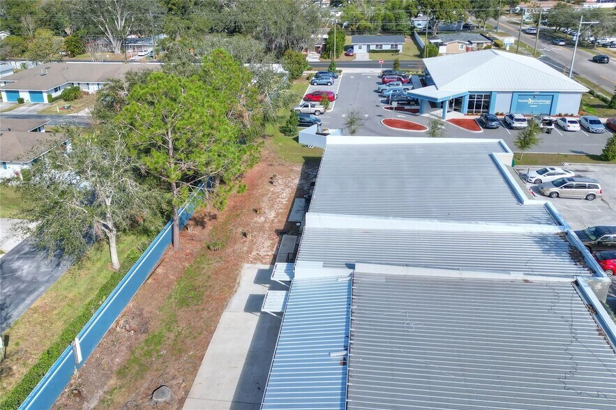 More Photos Of 1503 6th St SE, Winter Haven Storefront Retail Office For Sale