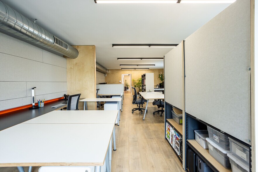 More Photos Of 12421 Venice Blvd, Los Angeles Loft Creative Space For Lease