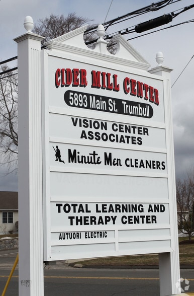 More Photos Of 5893 Main St, Trumbull Storefront Retail Office For Lease