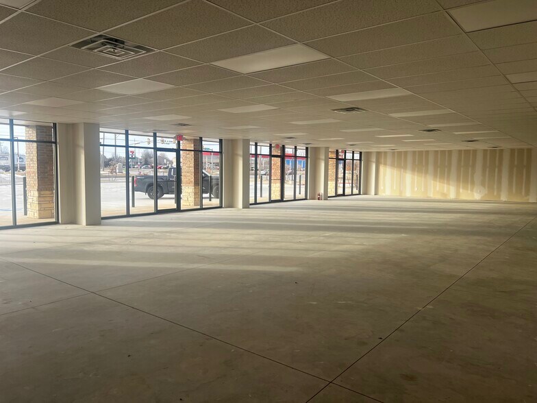 Primary Photo Of 1600 S Morgan Rd, Oklahoma City Storefront For Lease