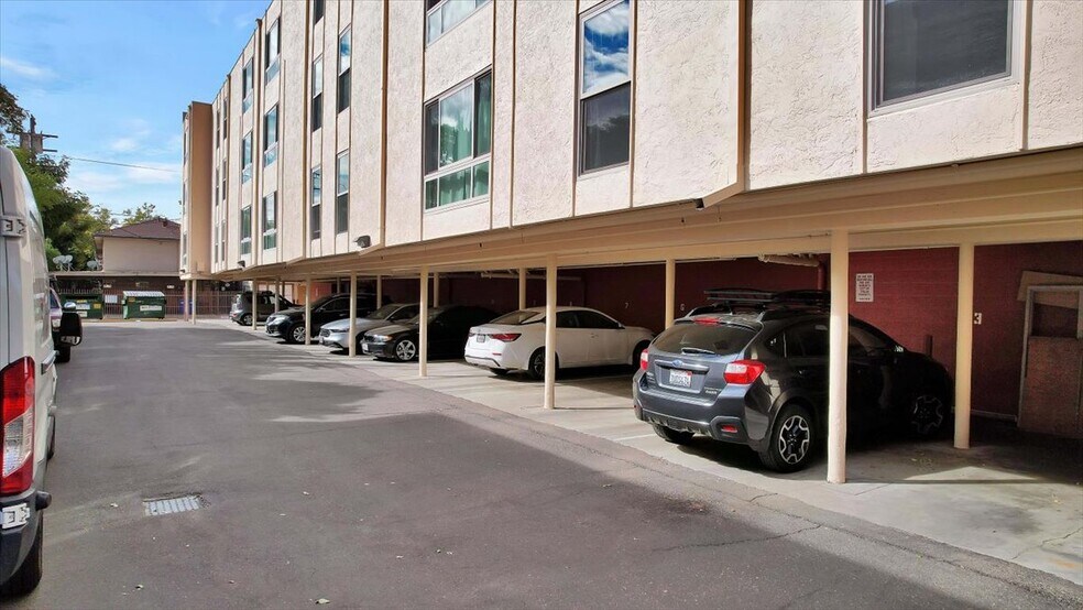 More Photos Of 2320 P St, Sacramento Apartments For Sale