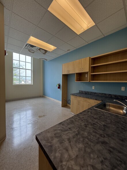 More Photos Of 401 Dekalb St, Norristown Office For Lease