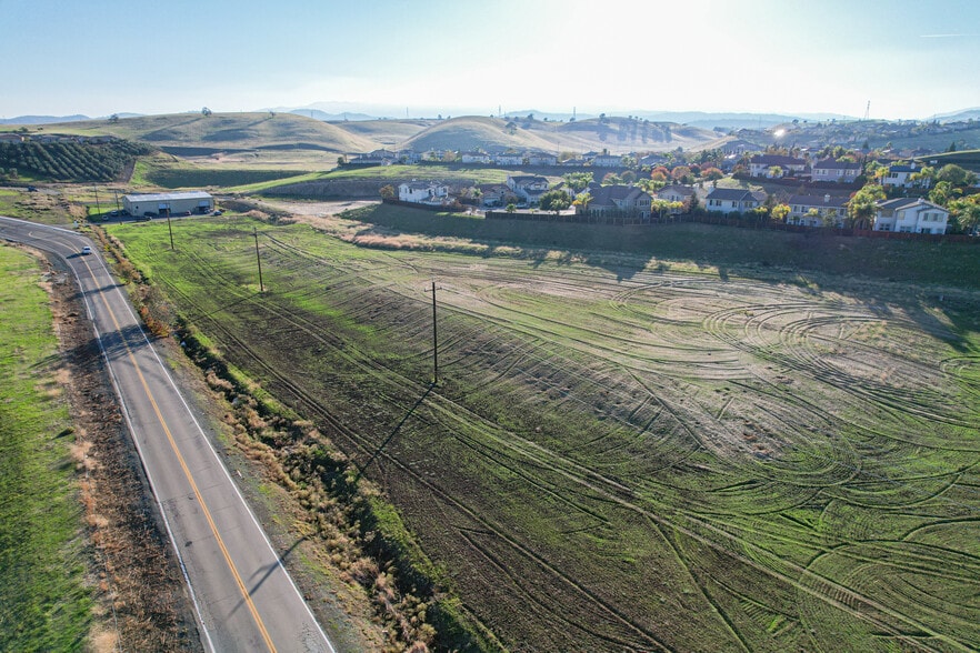 More Photos Of 730 Concord Ave, Brentwood Warehouse For Sale