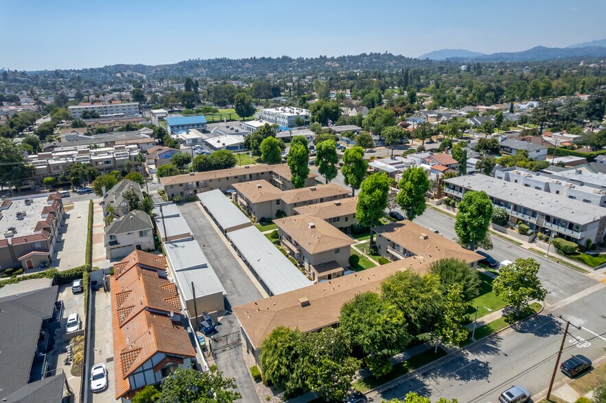 More Photos Of 1620 Larch St, Alhambra Multifamily For Sale
