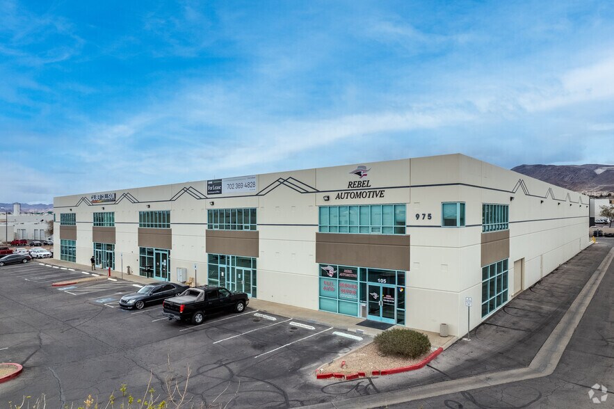 More Photos Of 975 American Pacific Dr, Henderson Warehouse For Lease