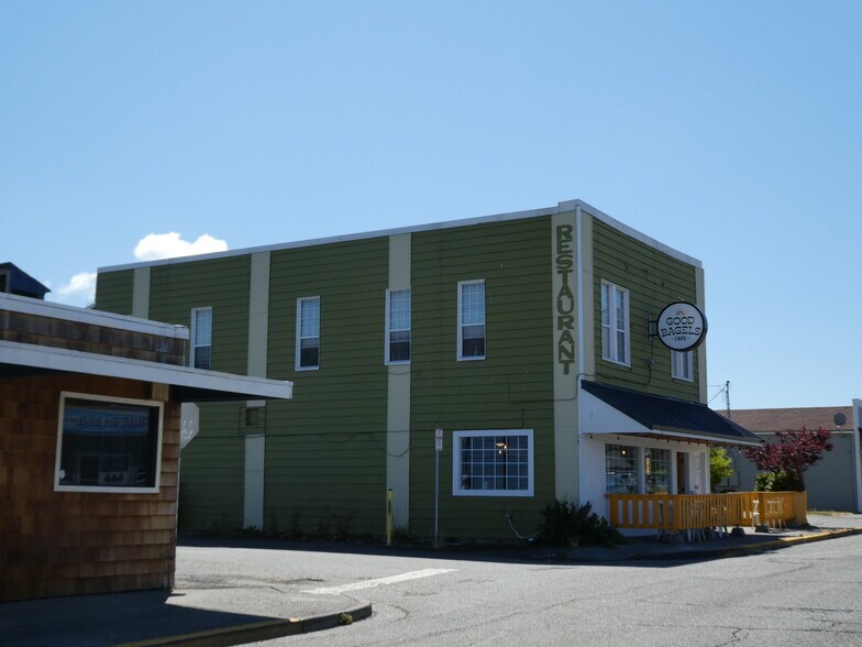 More Photos Of 2001-2011 Commercial Ave, Anacortes Storefront Retail Office For Sale