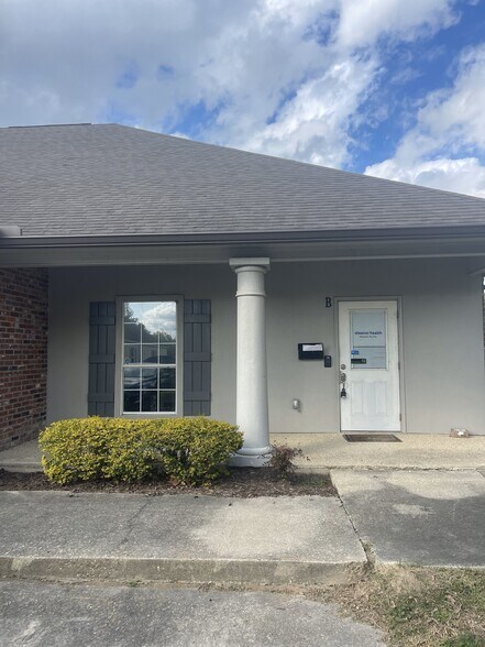 More Photos Of 3975 O'Neal Ln, Baton Rouge Loft Creative Space For Lease