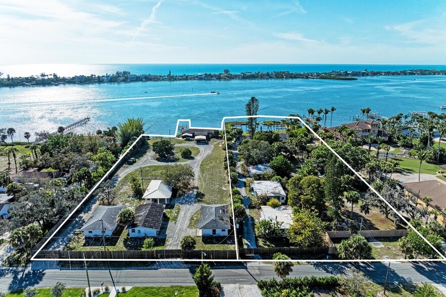 More Photos Of 1645 Bayshore Rd, Nokomis Land For Sale