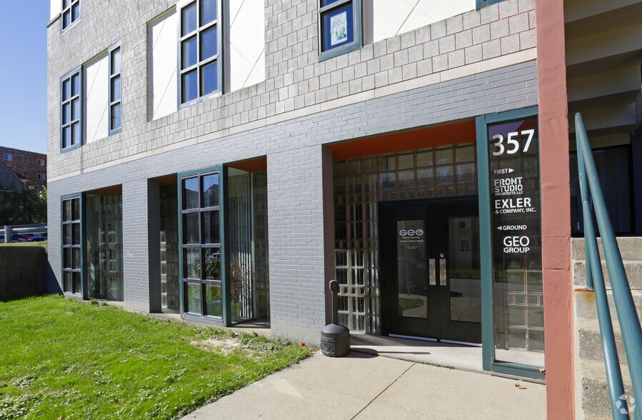 More Photos Of 357 N Craig St, Pittsburgh Office For Lease