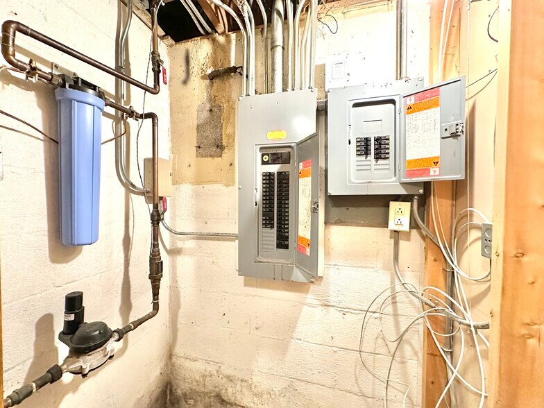 More Photos Of 1275 Joliet St, Dyer General Retail For Sale