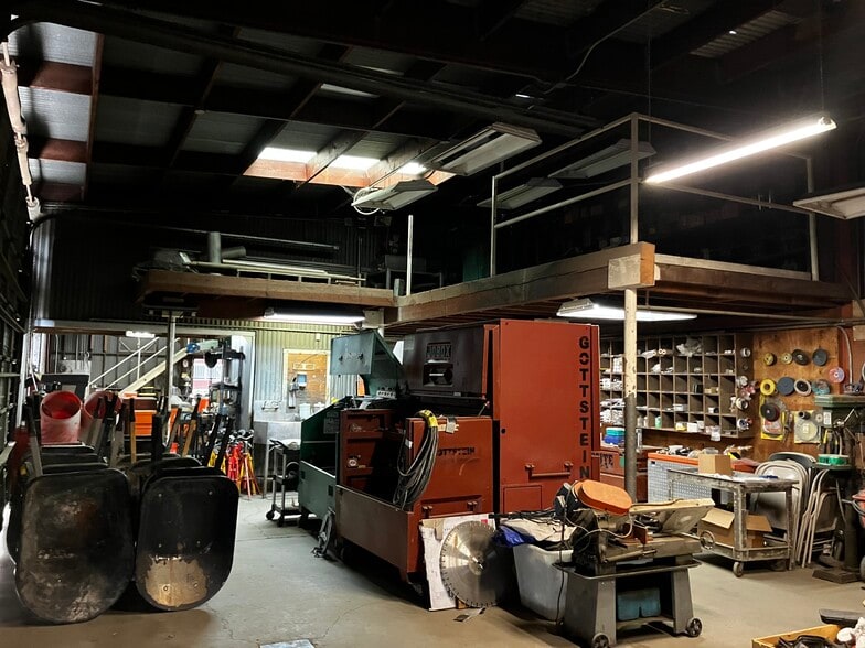 More Photos Of 3500 Chester Ave, Bakersfield Industrial For Sale