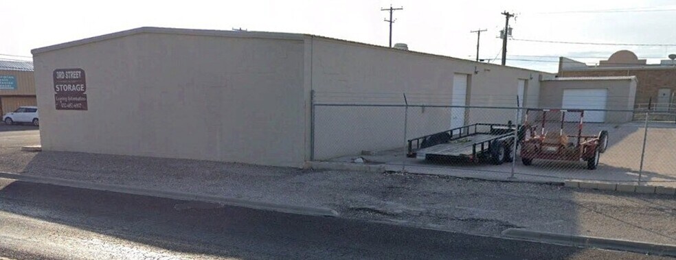 More Photos Of 620 E 3rd St, Odessa Specialty For Sale