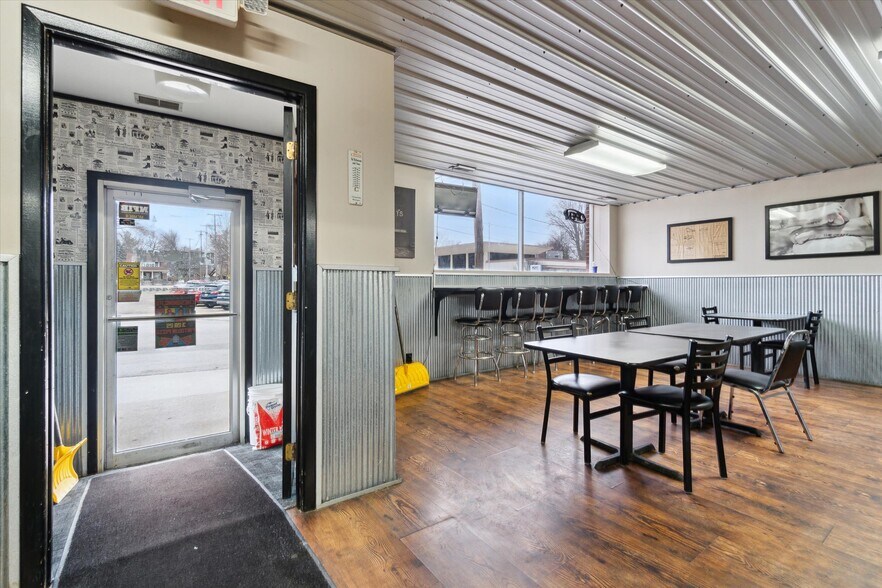 More Photos Of 142 N Saginaw St, Chesaning Bowling Alley For Sale