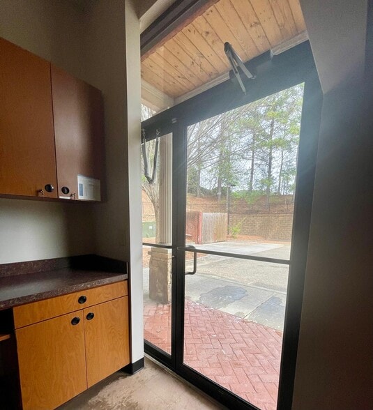 More Photos Of 4415 Front Nine Dr, Cumming Storefront For Lease