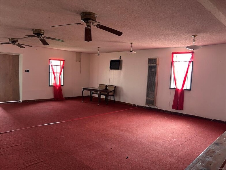 More Photos Of 402 Grey St, Selma Religious Facility For Sale