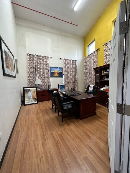 More Photos Of 3400 Park Ave, Bronx Warehouse For Sale