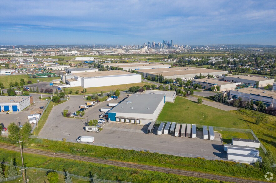 More Photos Of 2867 45th Ave SE, Calgary Warehouse For Sale