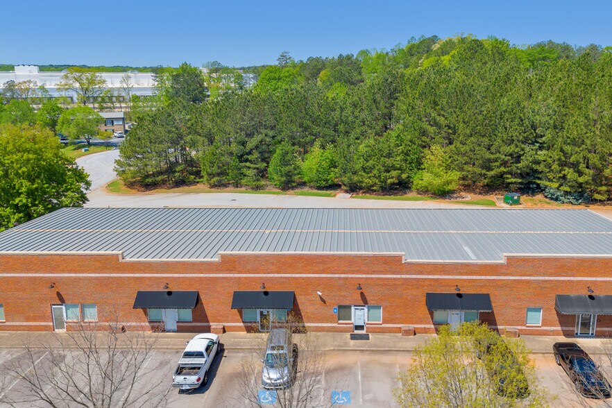 Primary Photo Of 40 Chamisa Rd, Covington Distribution For Lease