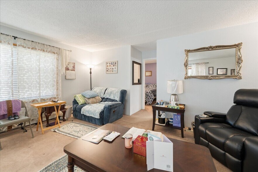 More Photos Of 205 A St, Fairbanks Apartments For Sale