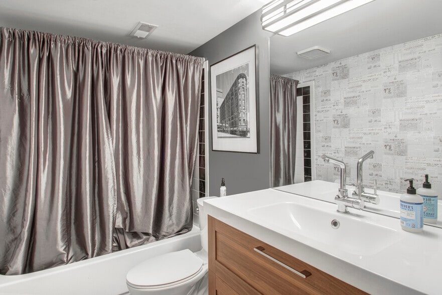 More Photos Of 1732 Wazee St, Denver Loft Creative Space For Sale