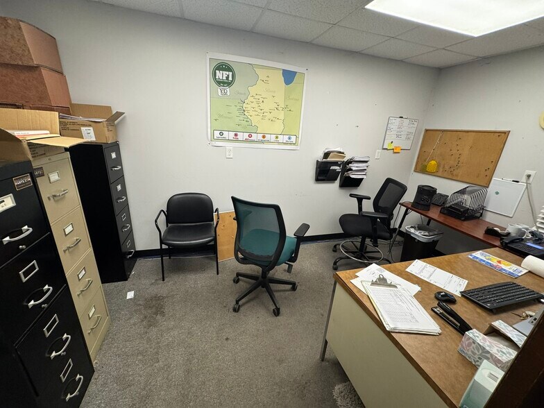 More Photos Of 160 N State Highway 121, Warrensburg Warehouse For Sale