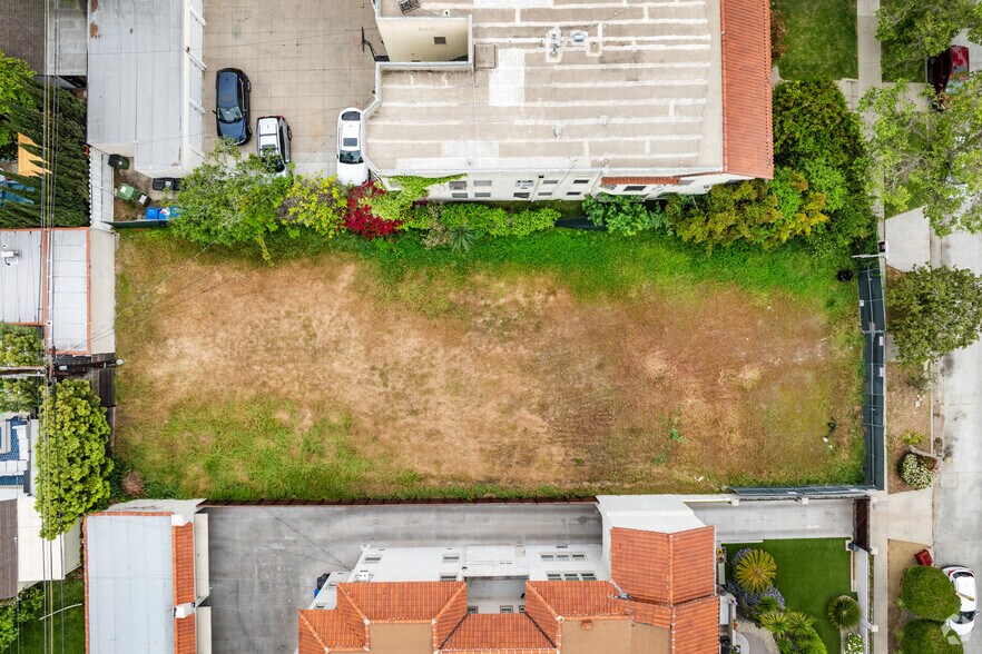 More Photos Of 930 S Mansfield Ave, Los Angeles Land For Sale