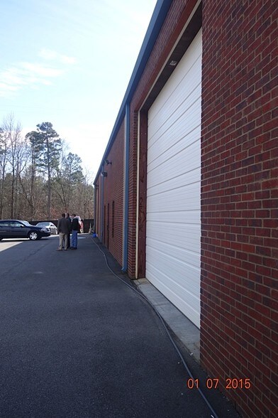 More Photos Of 289 N Price Rd, Sugar Hill Light Manufacturing For Lease