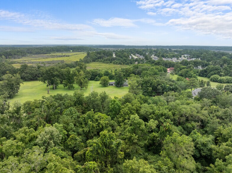 More Photos Of 5757 Ogeechee Rd, Savannah Flex For Lease