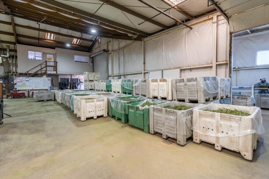 More Photos Of 23820 Potter Rd, Salinas Contractor Storage Yard For Sale