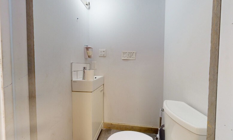 More Photos Of 803 O' Connor Dr, Toronto Restaurant For Lease