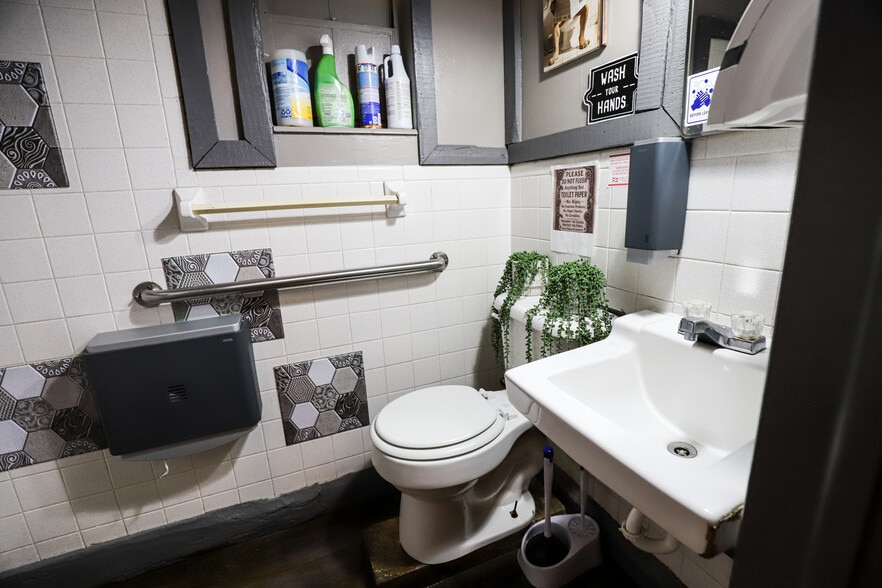 More Photos Of 12169 S Williams St, Dunnellon Restaurant For Sale